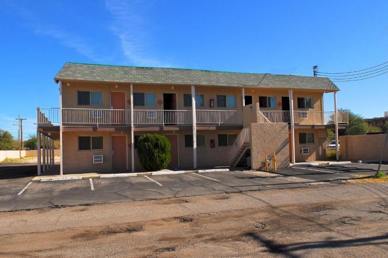 Stone Inn Extended Stay U Of A Tucson Exterior photo