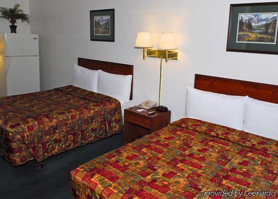 Stone Inn Extended Stay U Of A Tucson Room photo